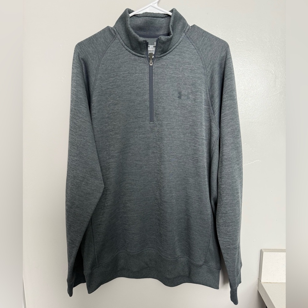 Mens Under Armour half zip gray pullover large